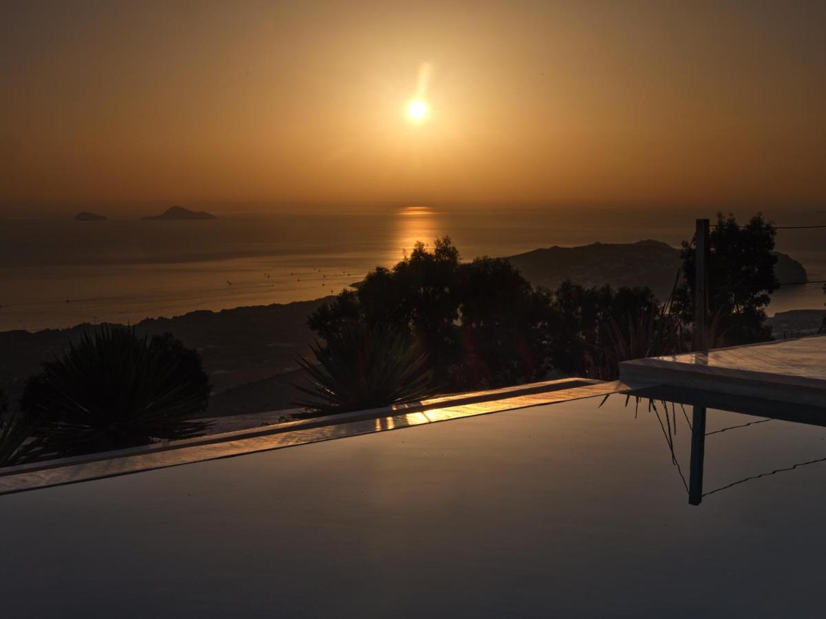 Santorini Heights Leilighet Pýrgos Eksteriør bilde